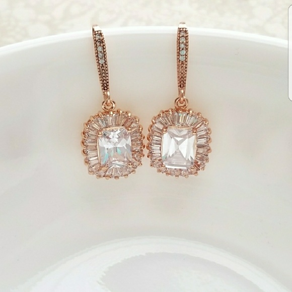 Jewelry - Rose Gold Simulated diamond dangle earrings